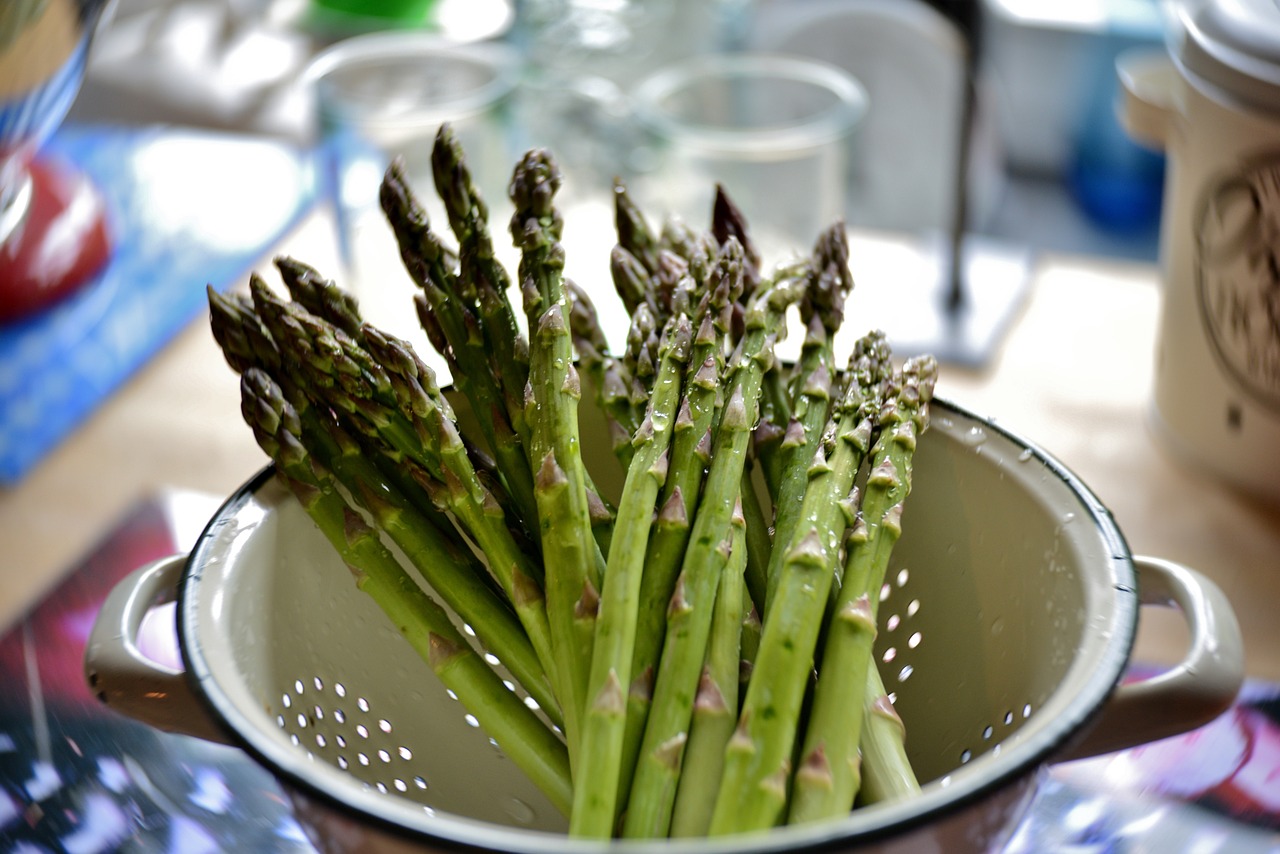 asperges vertes, légumes du mois de mars, naturopathe Toulouse