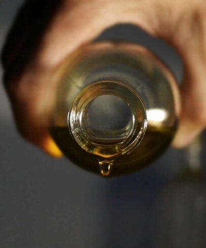 DIY : Huile massante pour mal de ventre