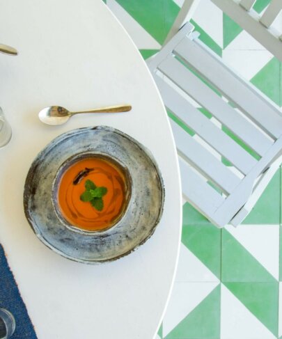 Recette d’été : Gaspacho protéiné tomates, poivrons et haricots blancs